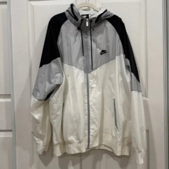 Nike Windrunner Jacket XXL Black Gray White Colorblock Full Zip Hooded Coat - Picture 1 of 8
